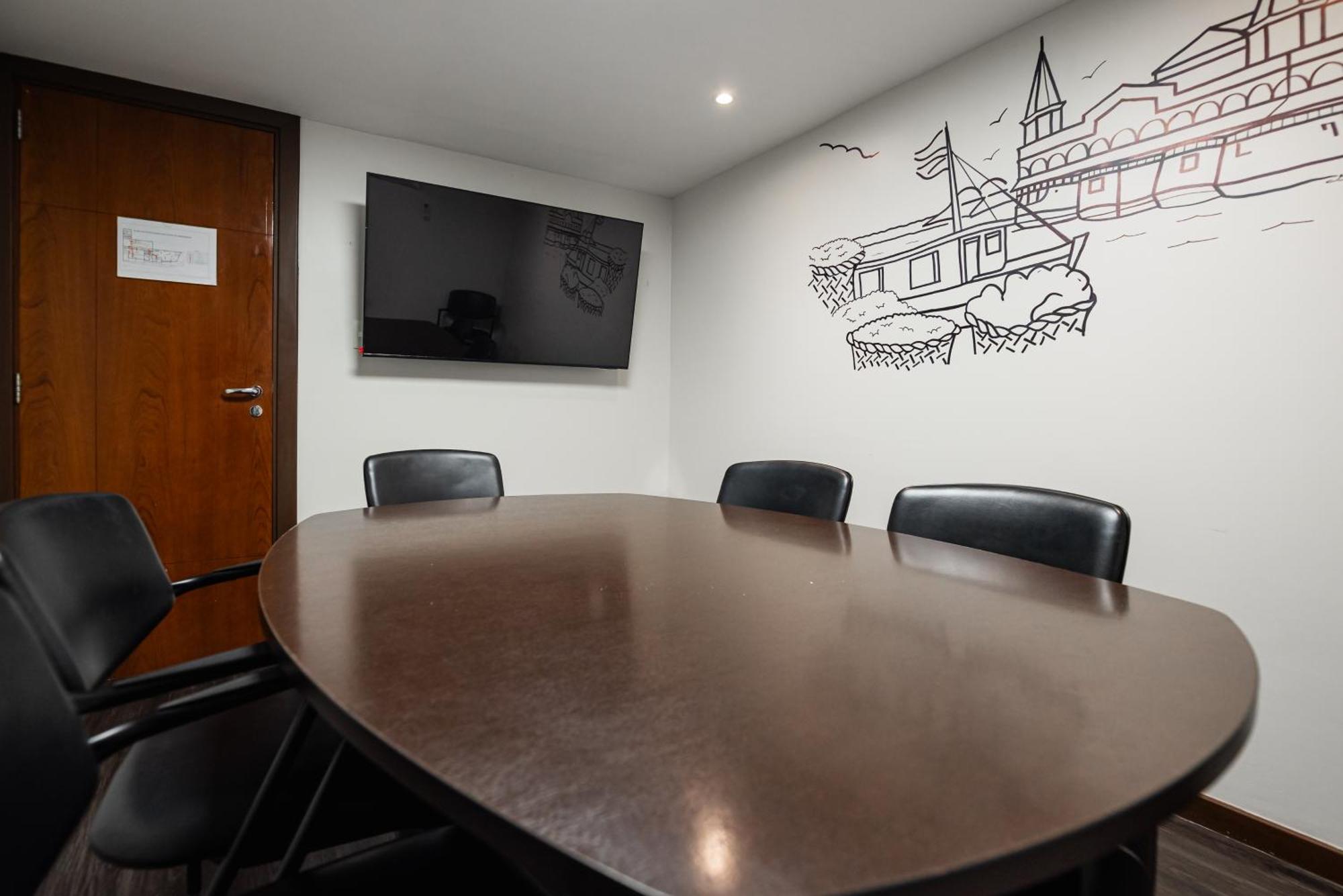 Ibis Styles Nazare 3*