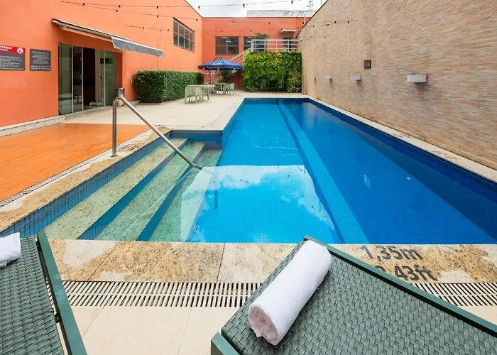 Ibis Styles Belem Nazaré