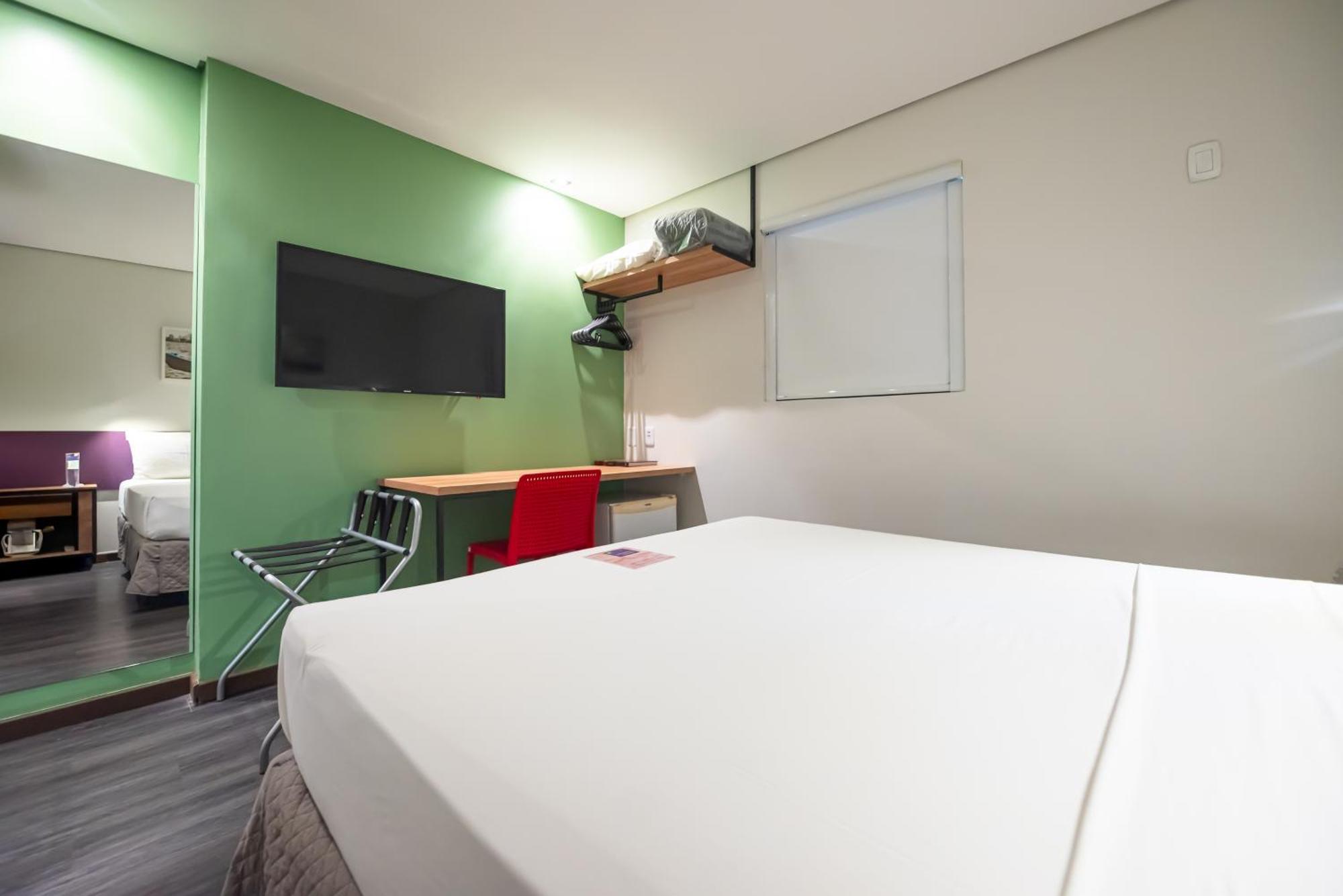 Hotel Ibis Styles Nazaré 3*
